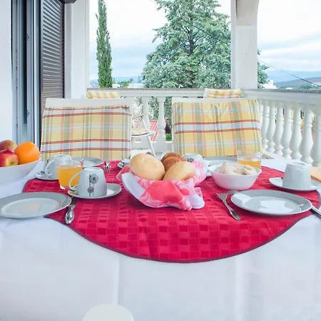 Apartament Karmelic *