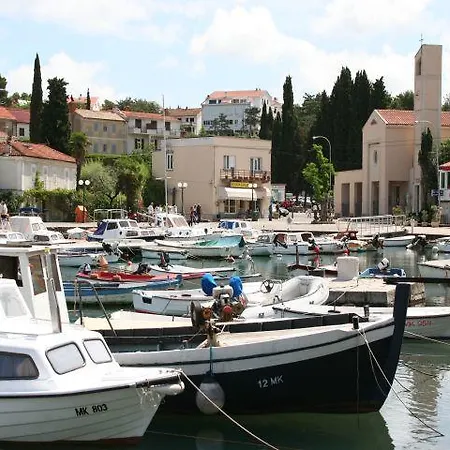 Апартаменты Karmelic *