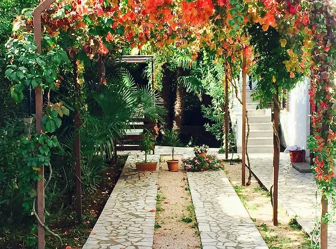 Karmelic アパート マリンスカ