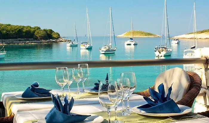 Karmelic アパート マリンスカ