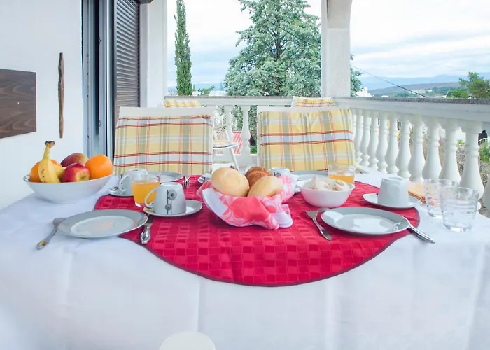 アパート Karmelic *