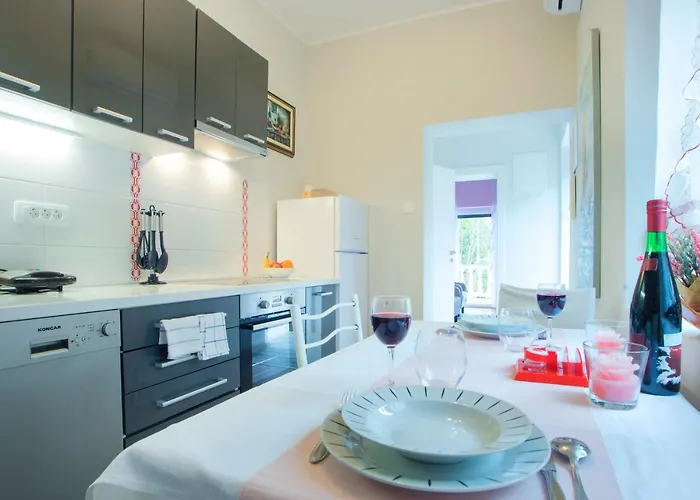 Karmelic アパート マリンスカ