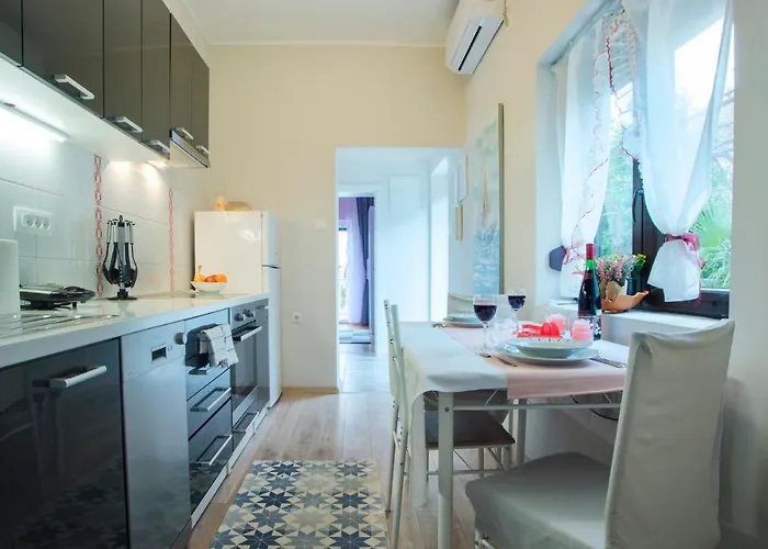 Karmelic アパート